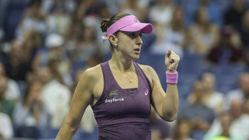 Bencic réussit son entrée en lice et passe au 3e tour