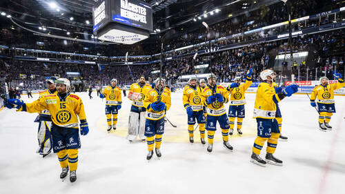 Muet, Fribourg voit Davos recoller