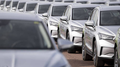 Les immatriculations de voitures neuves reculent en janvier