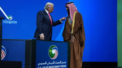 Trump s'émeut des "atrocités" au Soudan et promet de s'impliquer