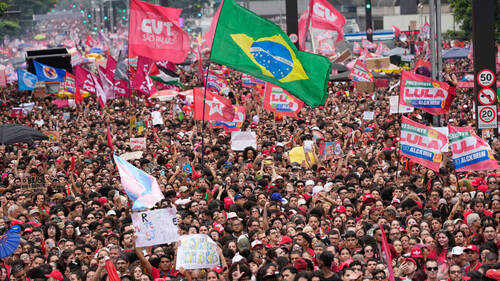 Brésil: Lula mise sur l'allègement de la semaine de travail