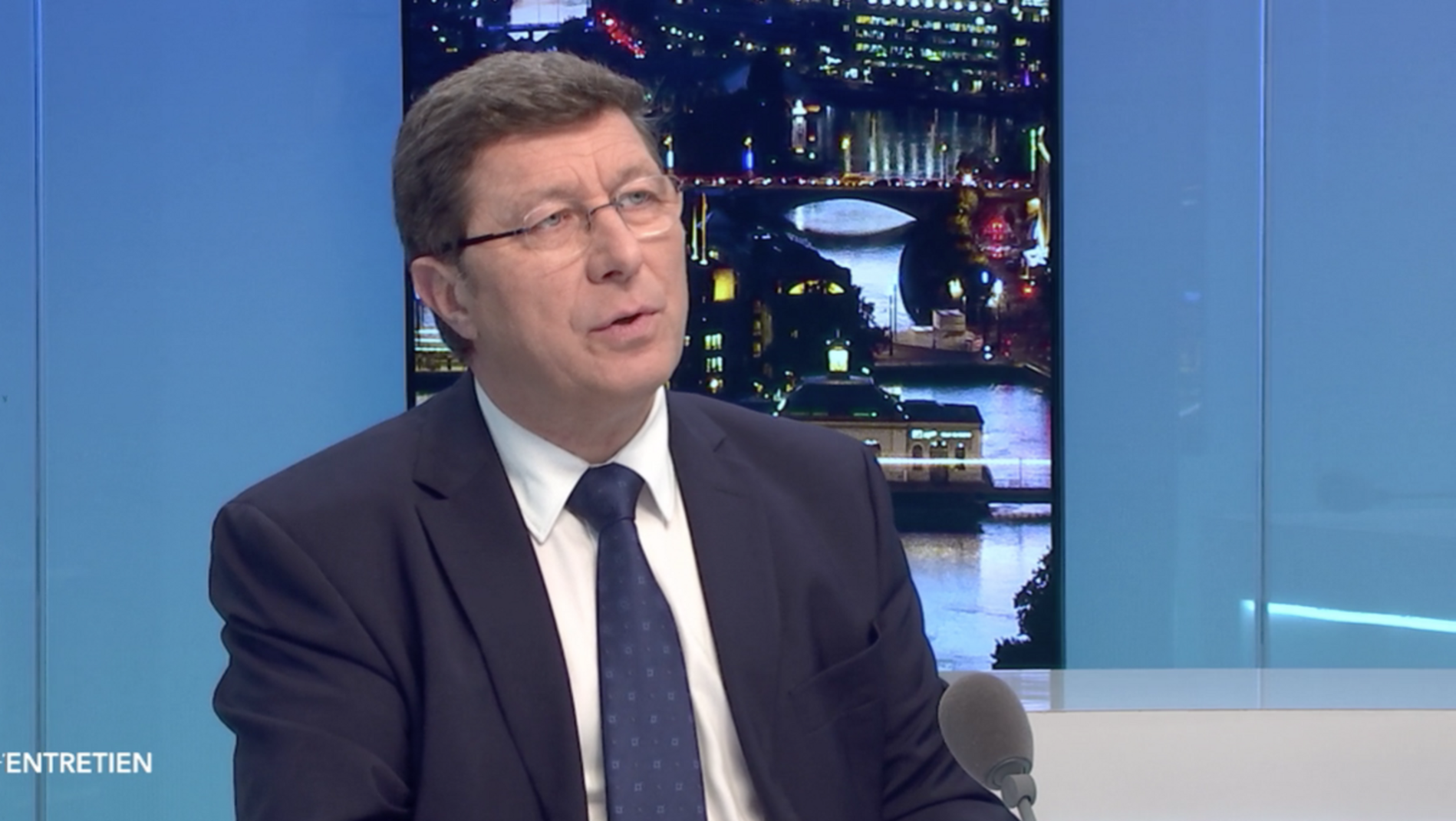 L’Entretien avec Mauro Poggia