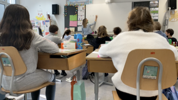 video La réforme des cours de santé sexuelle fait grincer des dents