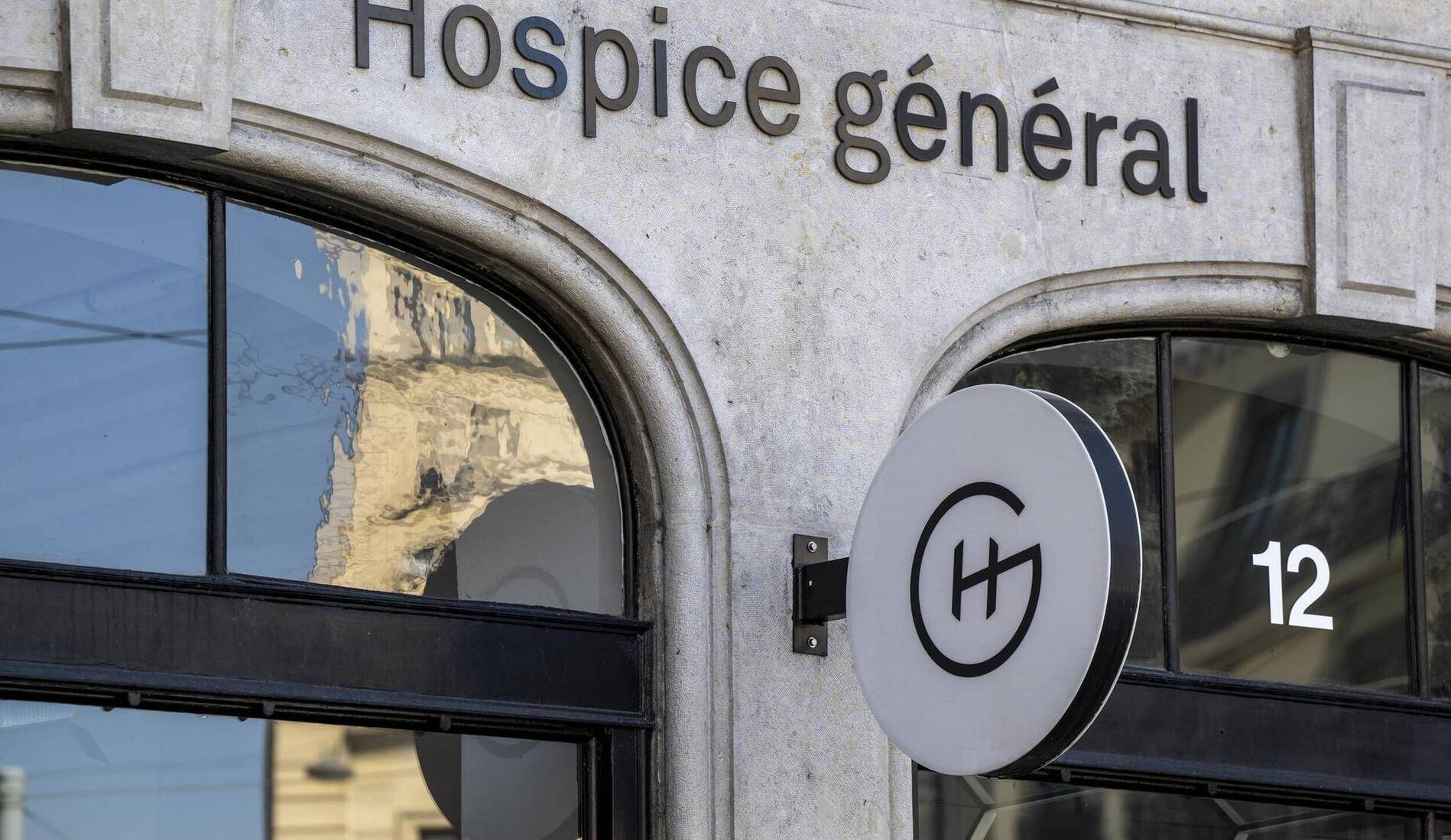 Aide sociale: pétition de 2000 signatures contre une coupe à Genève