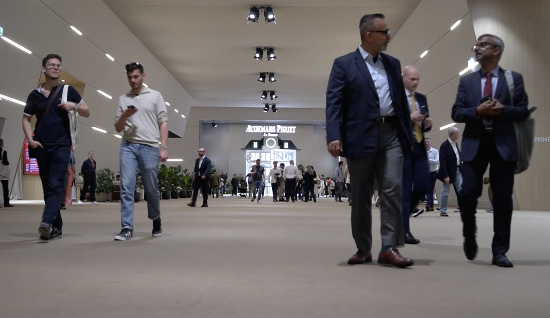 Watches and Wonders: la foule au rendez-vous, l’attente aussi