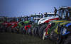 SOS formés par des tracteurs: le cri d'alarme lancé par les paysans