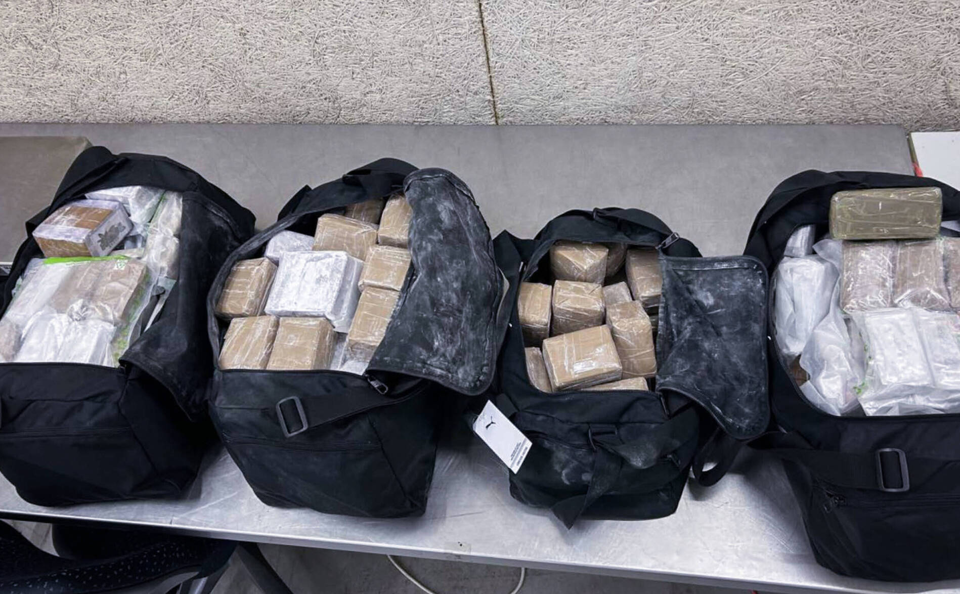 Bavois (VD): 59 kilos de haschich découverts dans un camping-car