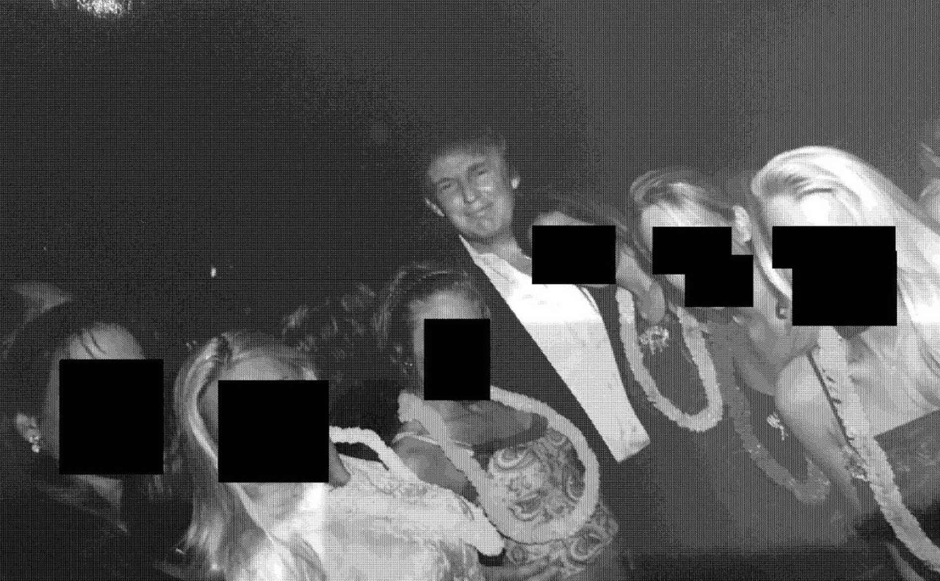 Affaire Esptein: de nouvelles images de Trump et Clinton publiées