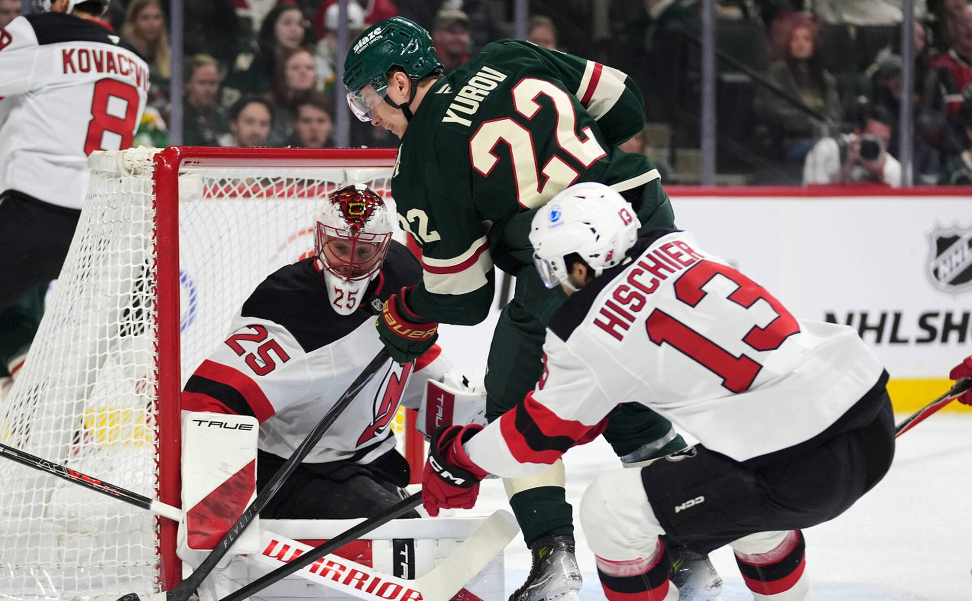 NHL: Nico Hischier signe un doublé providentiel pour les Devils