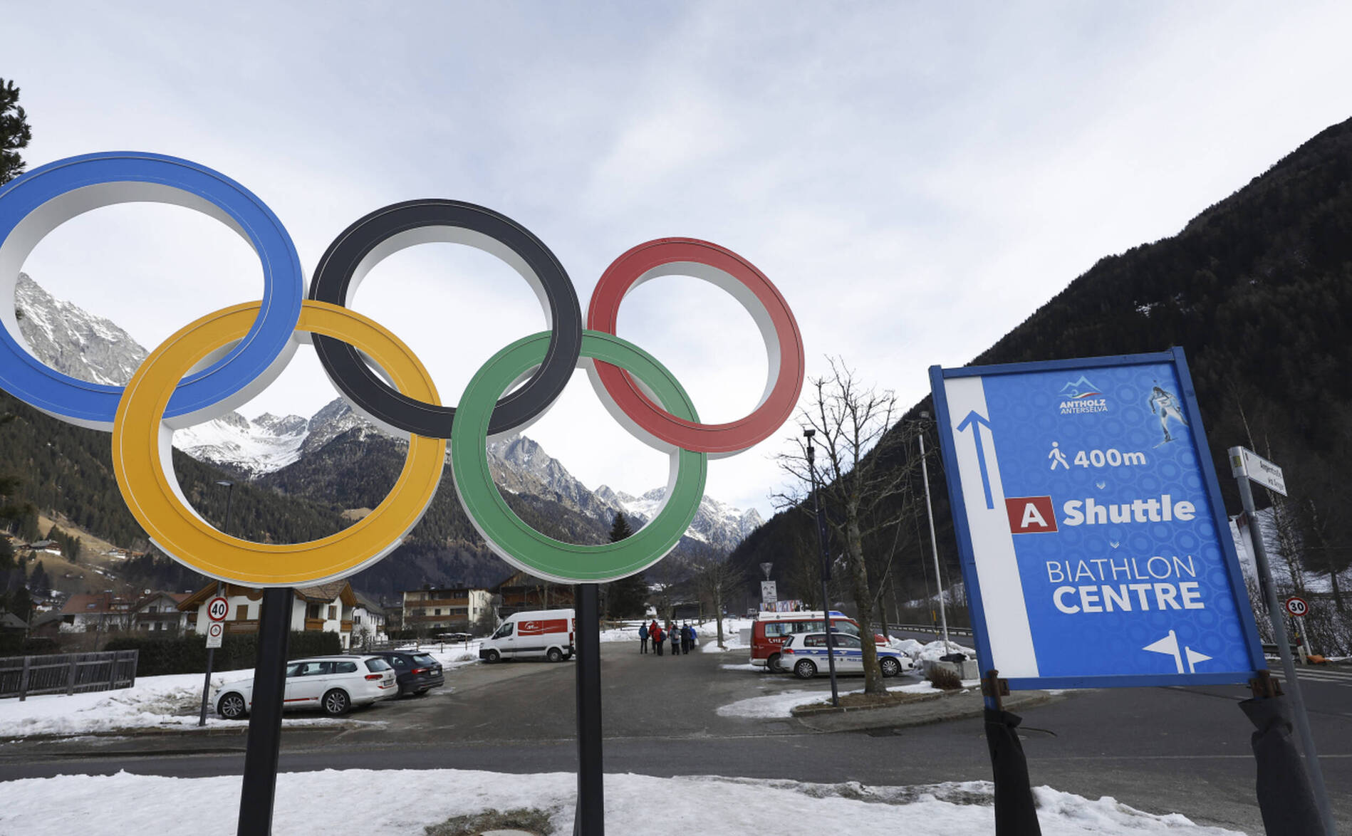 La neige tombe à point nommé sur les Alpes italiennes