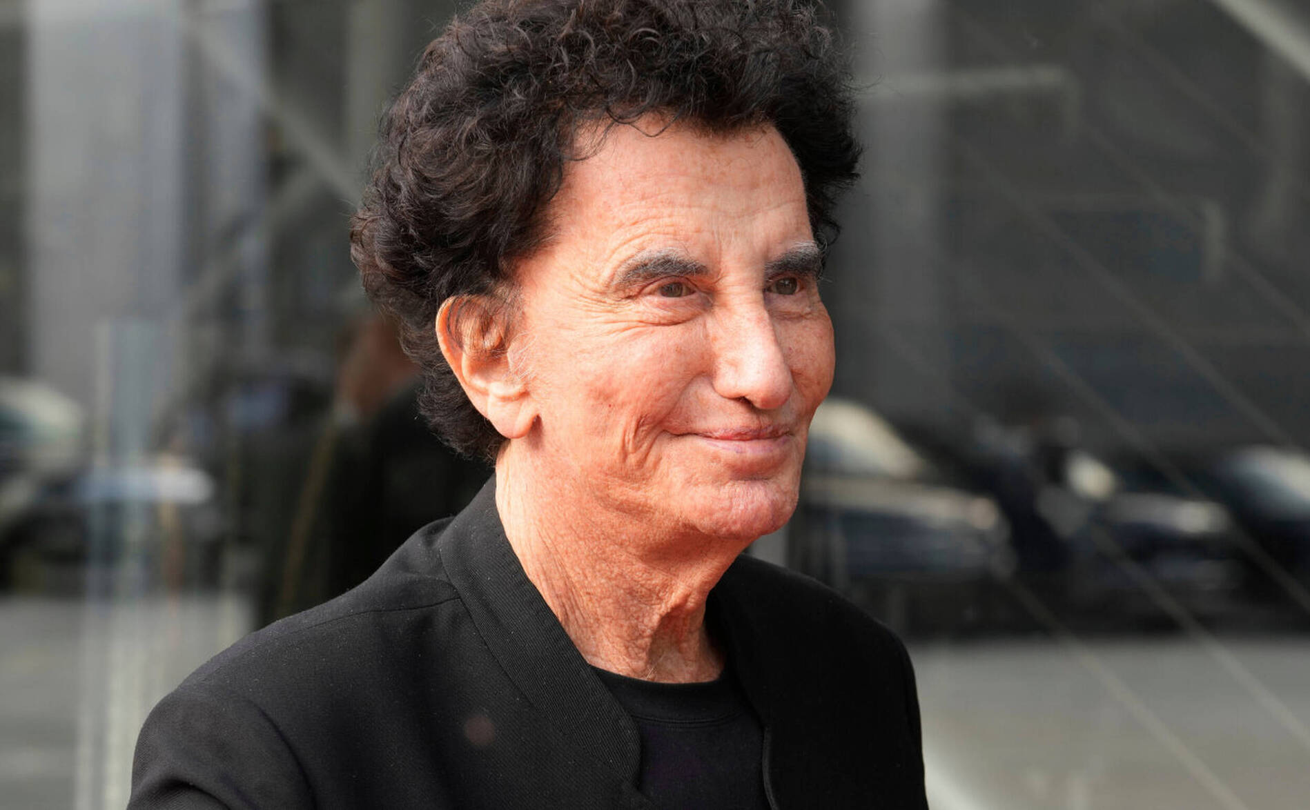 Enquête visant Jack Lang: perquisitions en cours à Paris