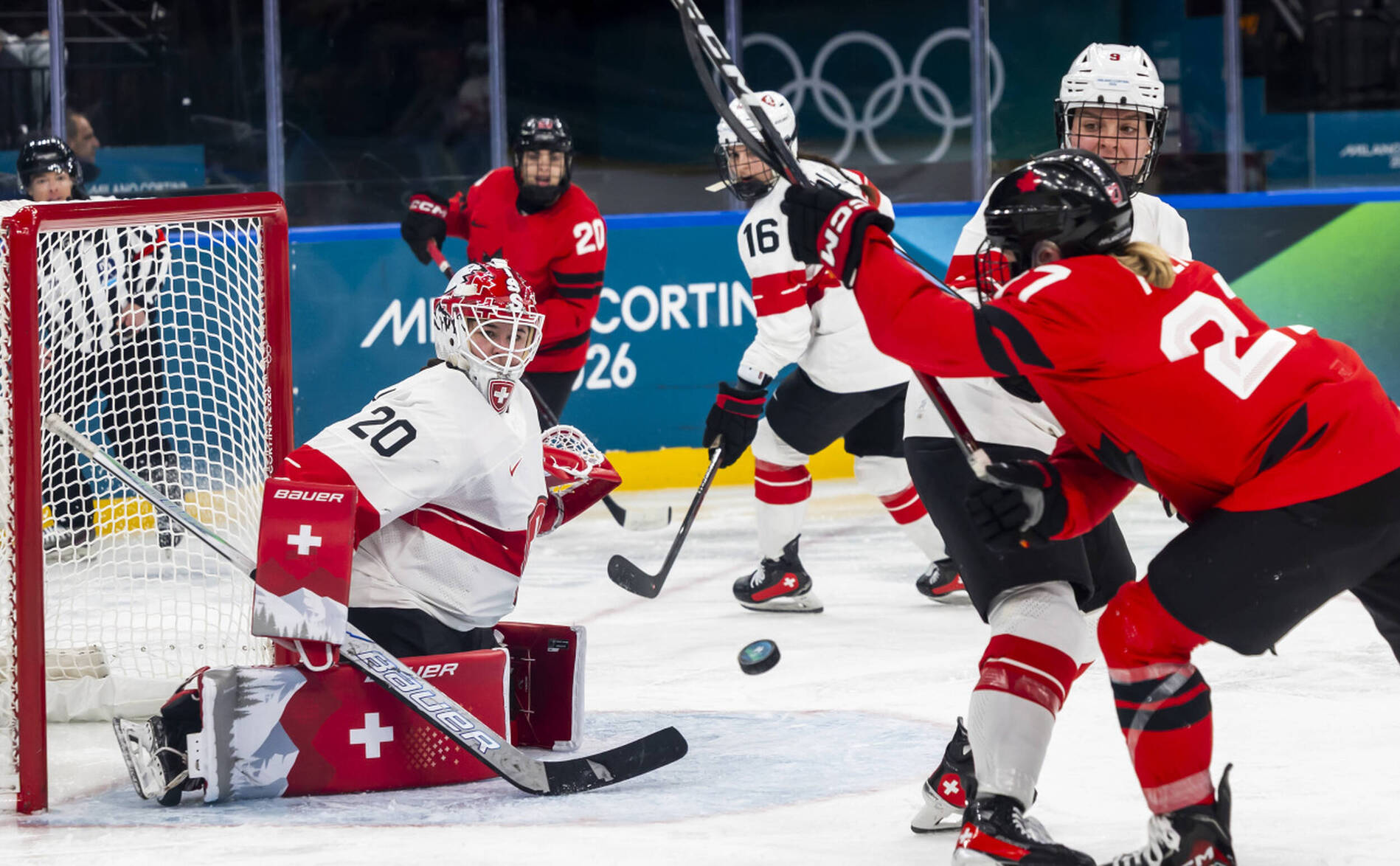 Battues par le Canada, les Suissesses joueront pour le bronze