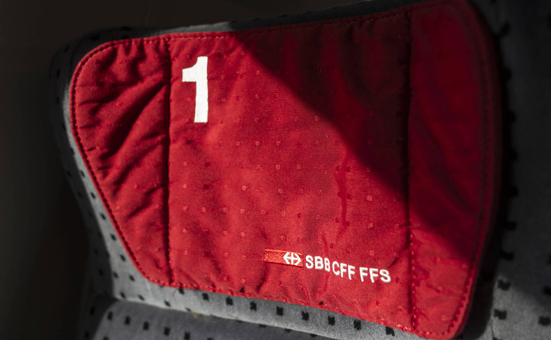 CFF victimes d'une escroquerie: le MPC poursuit un ex-employé