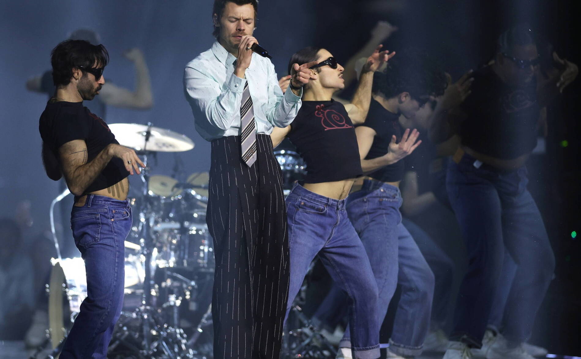 Les fans extatiques pour le retour sur scène d'un ex-One Direction