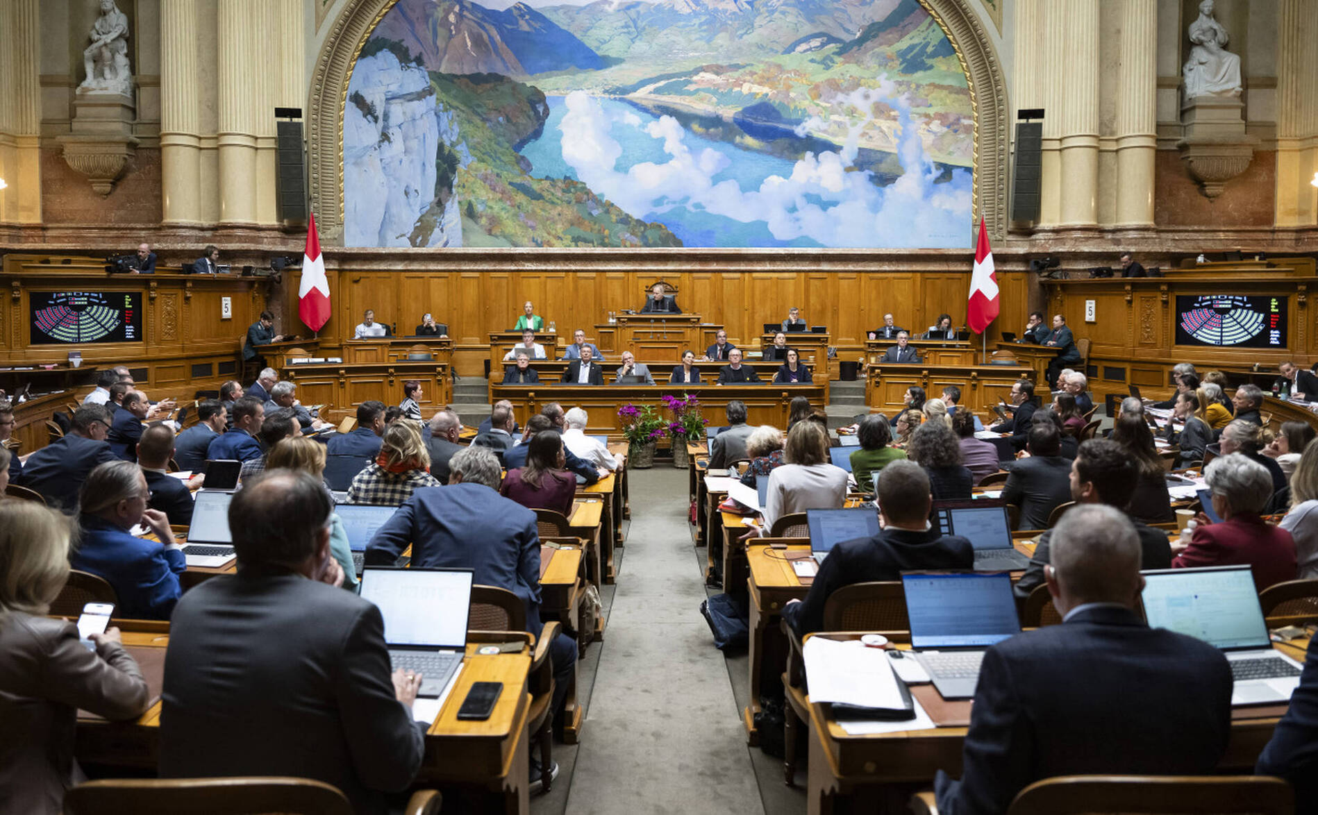Gauche et droite s'affrontent une nouvelle fois sur la sécurité
