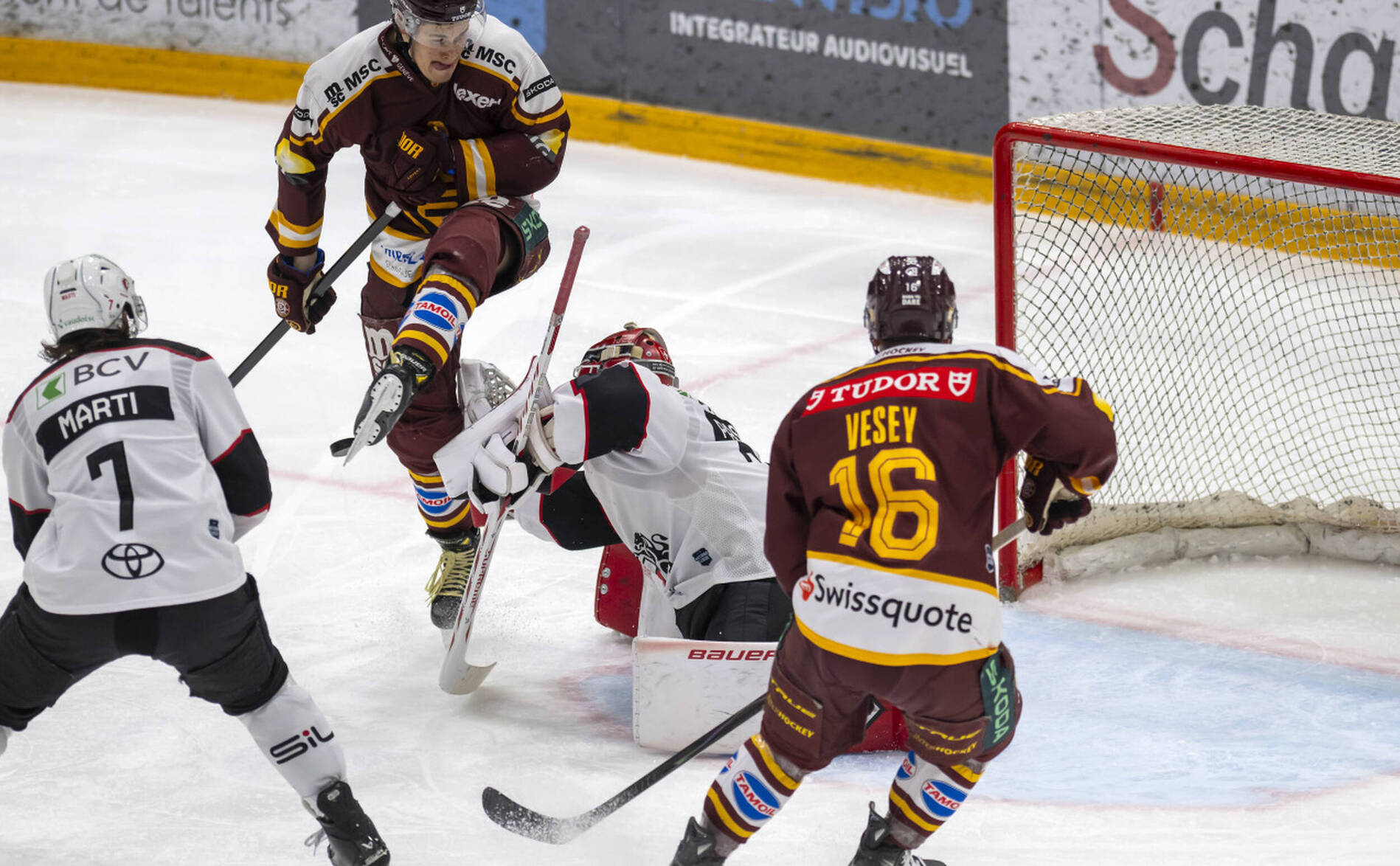 National League: Genève bat Lausanne et file en demi-finale