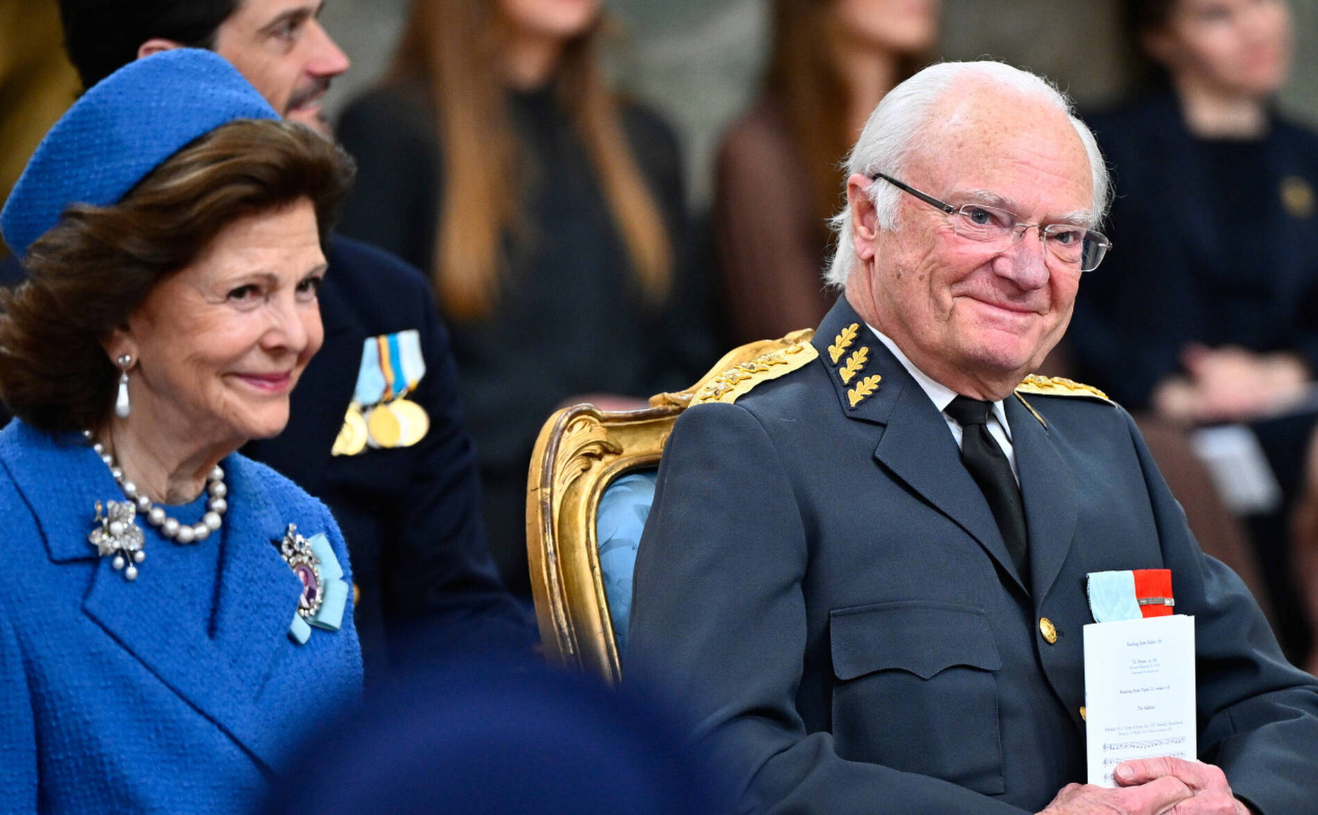 Défilé aérien, banquet, fanfares: le roi de Suède fête ses 80 ans