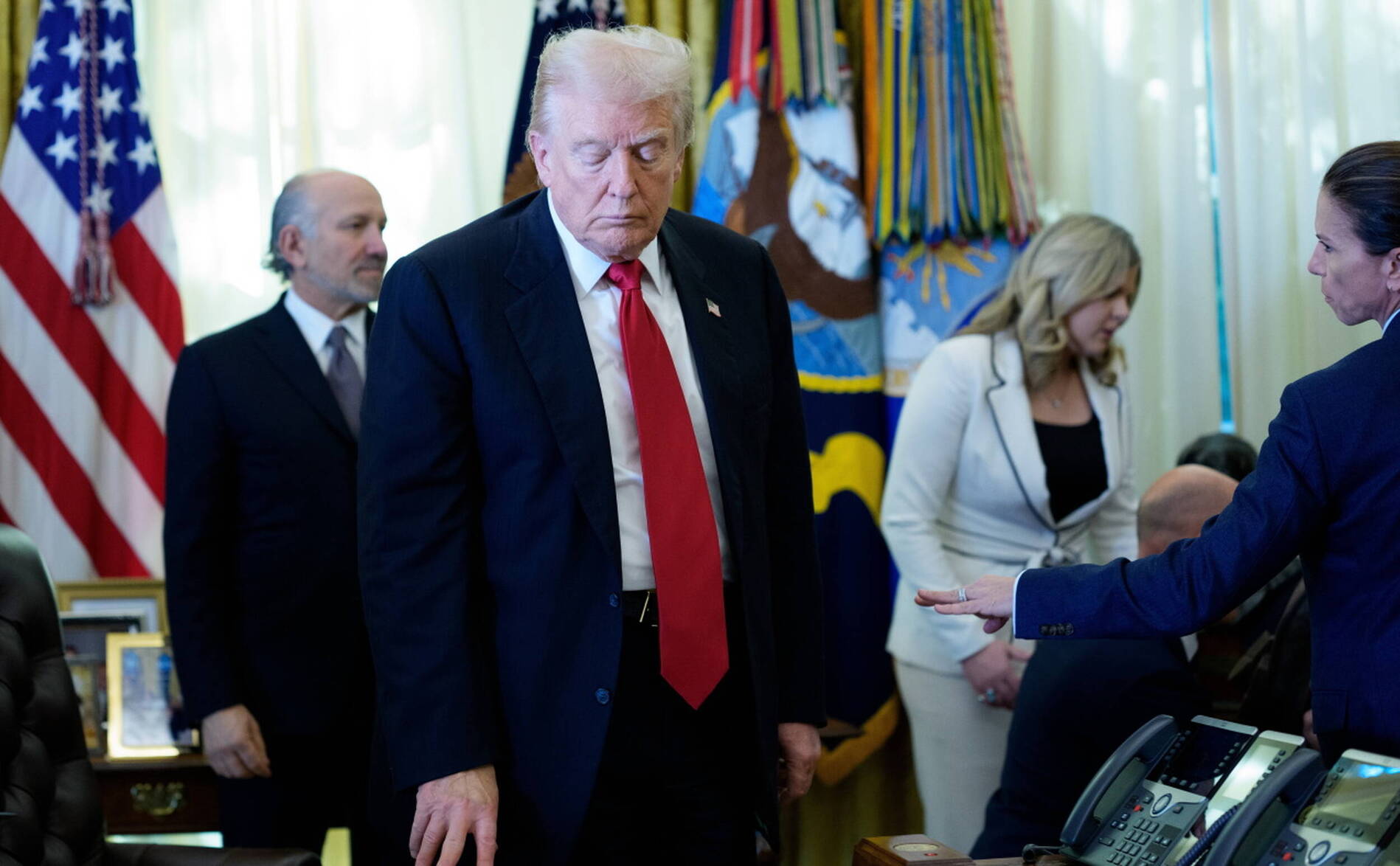 Porter un gilet pare-balles? Pas bon pour la ligne, répond Trump