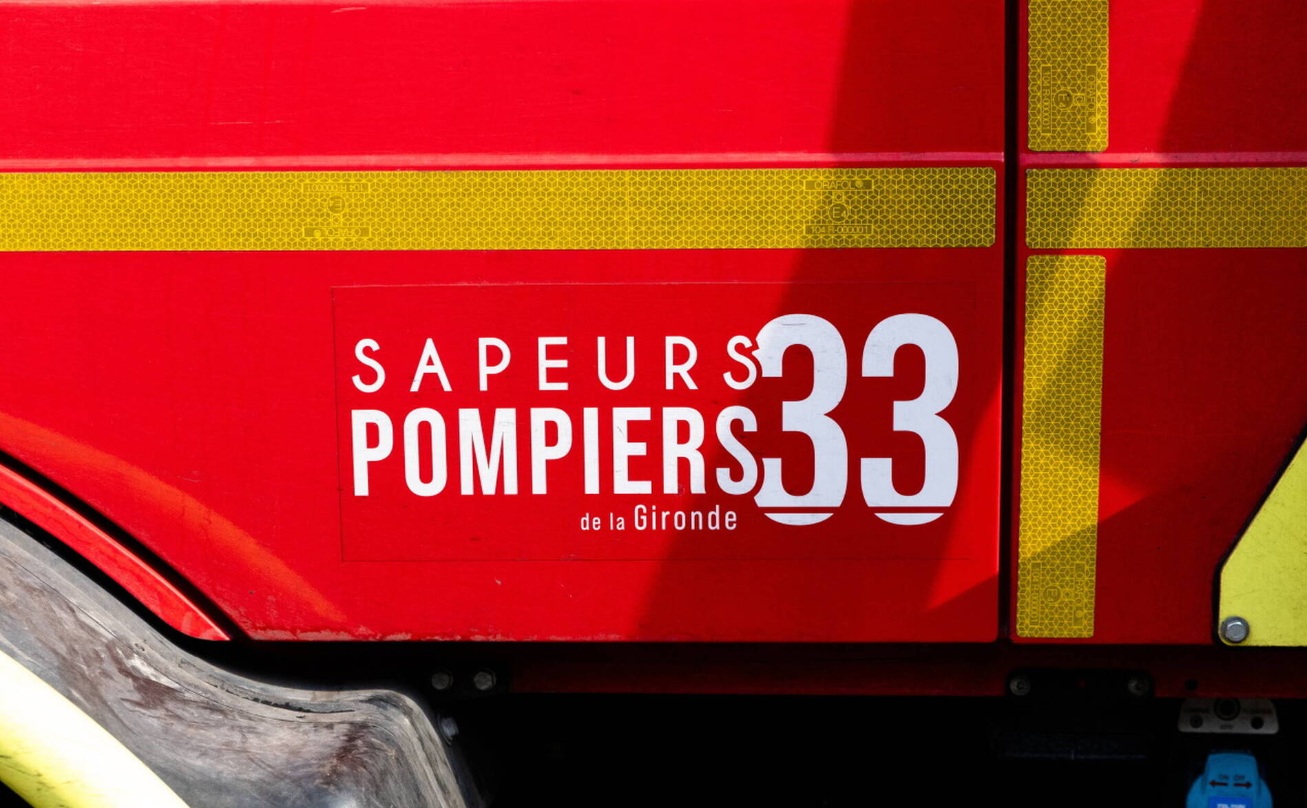 Mégafeu en Gironde: première journée « un peu optimiste »