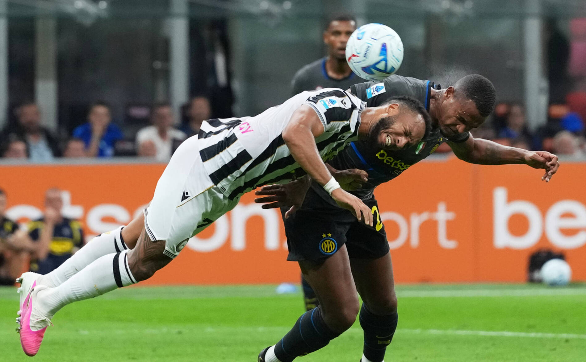 Serie A: La Roma et l'Inter gagnent et s'installent en tête