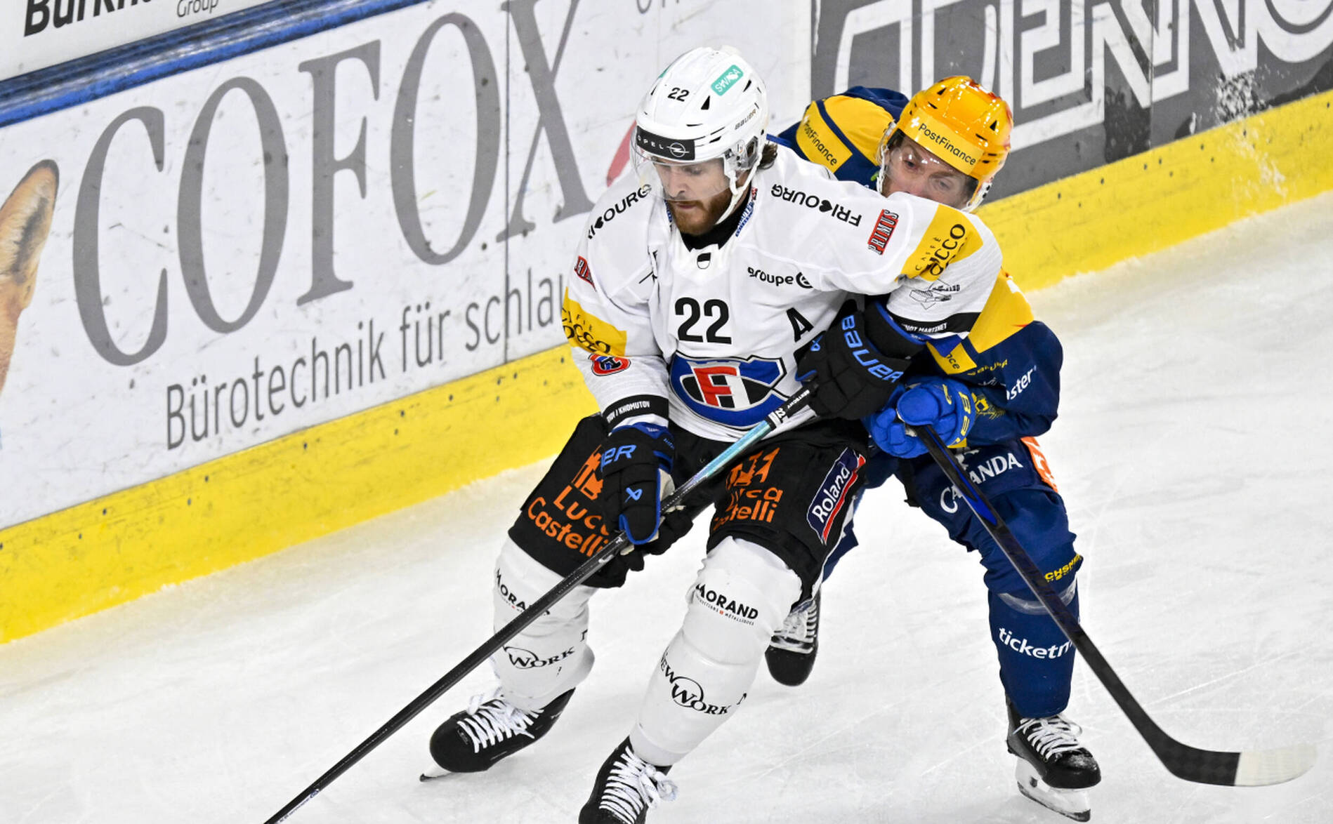 NL: Fribourg encore vainqueur à Davos, Genève s'impose sur le gong