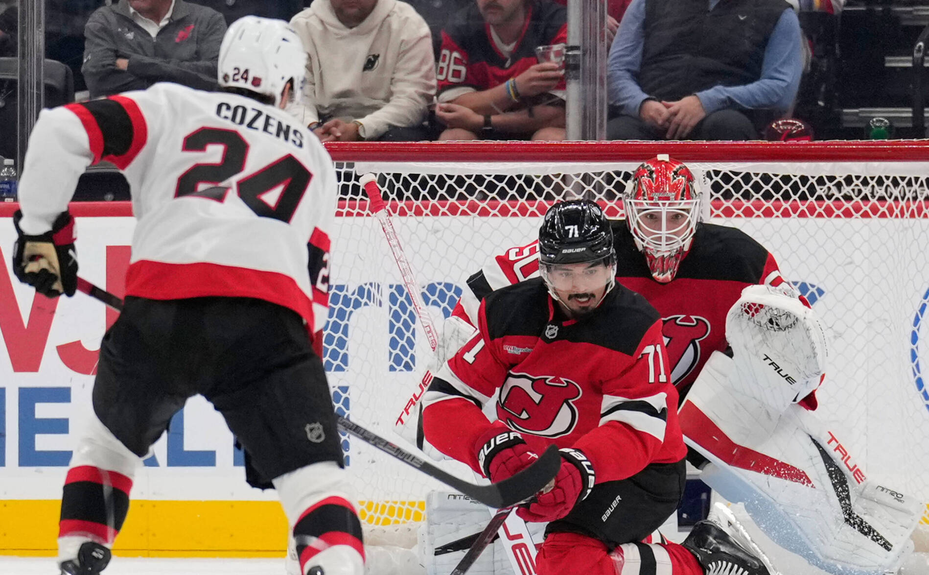 Les Devils rechutent face aux Senators
