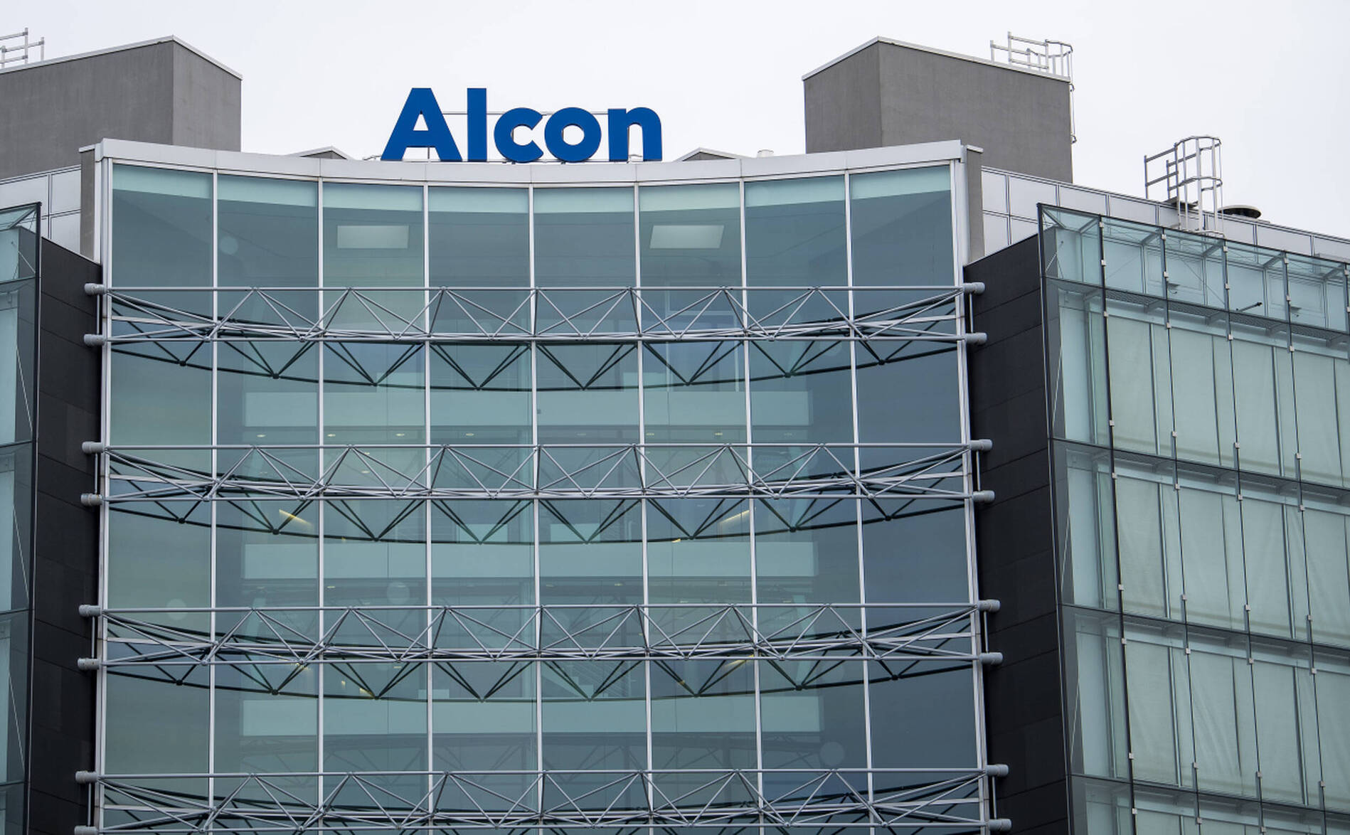 Alcon obtient l'approbation de la FDA pour un collyre