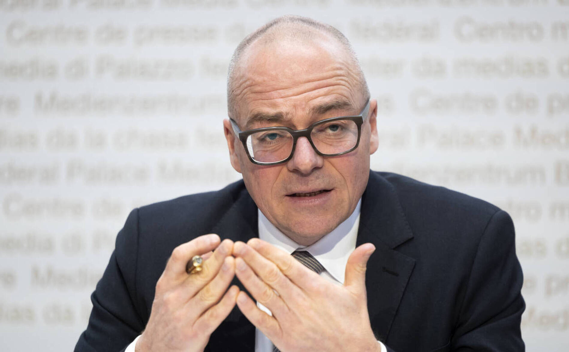 Décrue des demandes d'asile en 2025, nouvelle baisse prévue en 2026