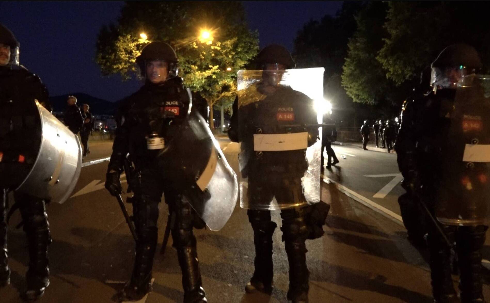 La nasse, technique policière légale et proportionnée?