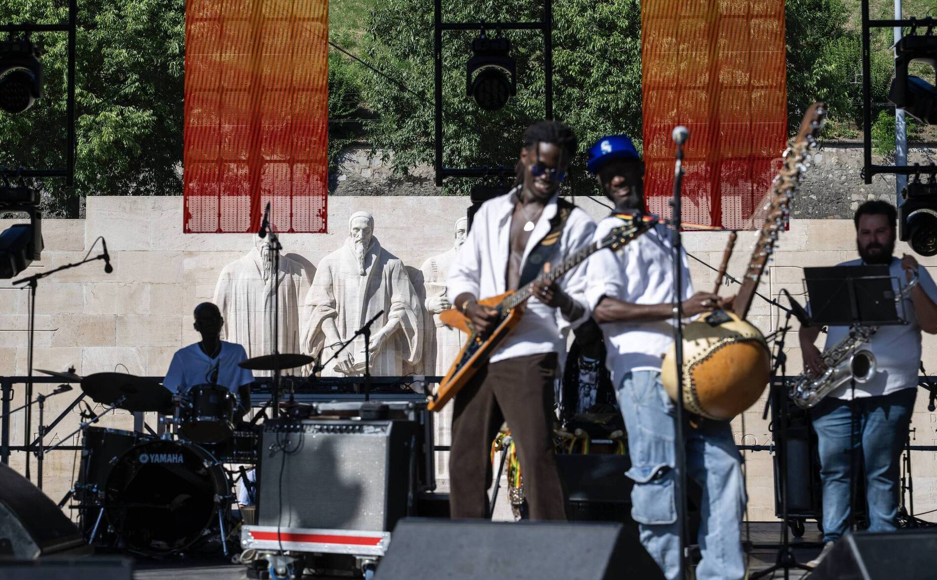 Avec la fête de la musique, le parc des Bastions revit après le G7