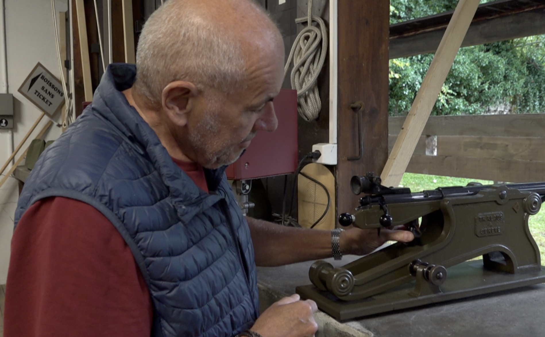 À Carouge, une société fait vivre le tir au canon depuis 1852