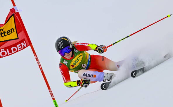 Lourde chute et inquiétude pour Lara Gut-Behrami