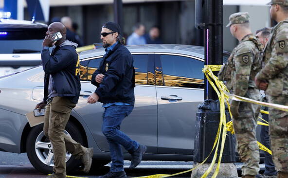 La garde nationale attaquée à Washington est morte, annonce Trump