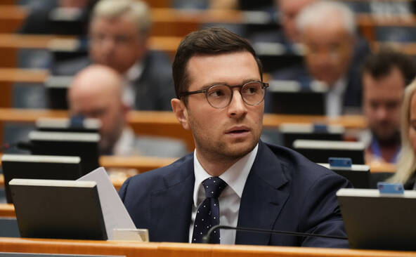 Présidentielle 2027: l'extrême droite favorite avec Bardella