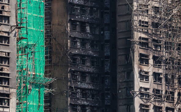 Incendie de Hong Kong: le gouvernement observe 3 minutes de silence