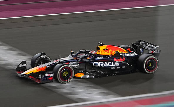 GP du Qatar: Max Verstappen s'impose, tout se jouera à Abou Dhabi