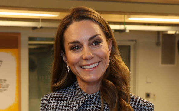 Royaume-Uni: la princesse Kate célèbre l'esprit de solidarité