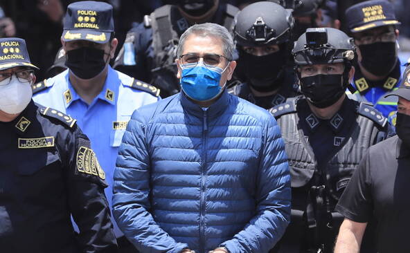 Le Honduras demande d'arrêter l'ex-président gracié par Trump