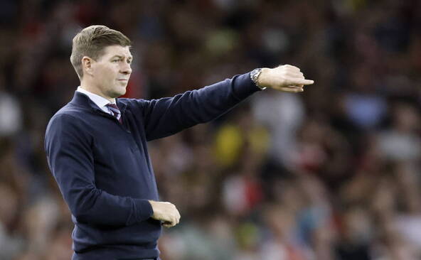 Championnat anglais: Gerrard presse Salah de rester à Liverpool