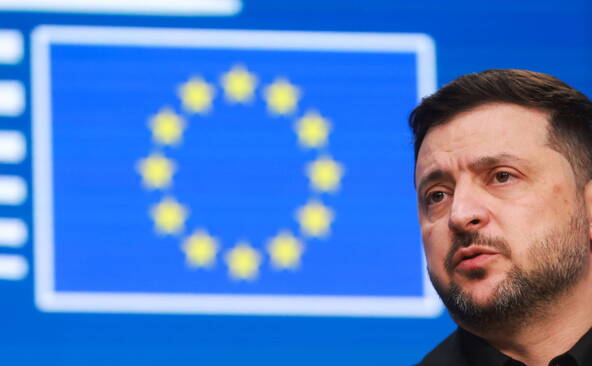 Sommet UE: von der Leyen exige une solution financière pour Kiev