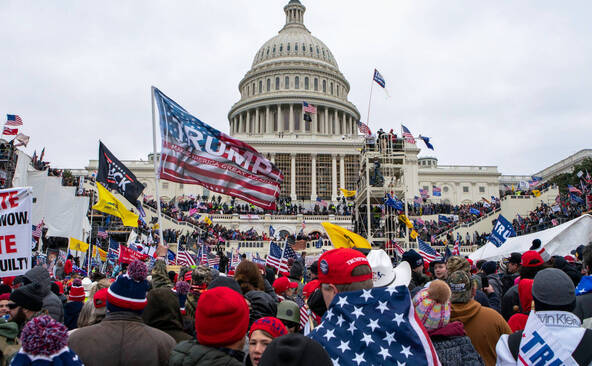 Bombes la veille de l'assaut du Capitole: il plaide non coupable