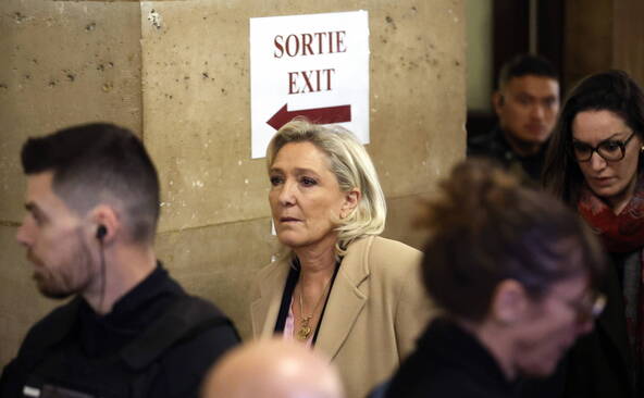 Marine Le Pen: « Aucun sentiment d'avoir commis le moindre délit »