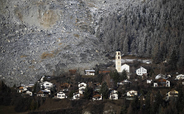 Les autorités lèvent l'évacuation de Brienz (GR) dès lundi