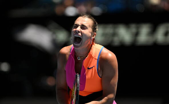 Sabalenka bousculée mais qualifiée pour les 8es