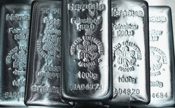 L'argent franchit les 100 dollars l'once pour la première fois