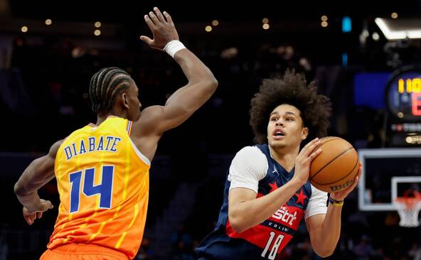 Kyshawn George sort sur blessure