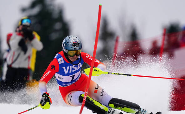 Slalom de Spindleruv Mlyn: Shiffrin écrase tout, Suissesses placées
