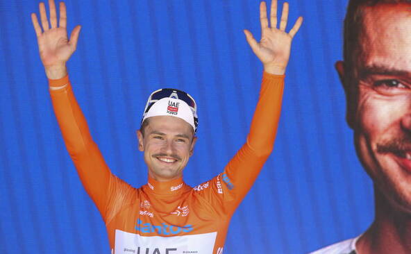 Poignet cassé pour Jay Vine après sa rencontre avec un kangourou