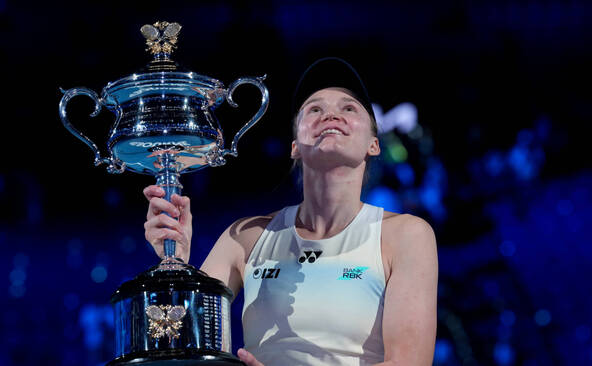 Rybakina poursuit son ascension à Melbourne