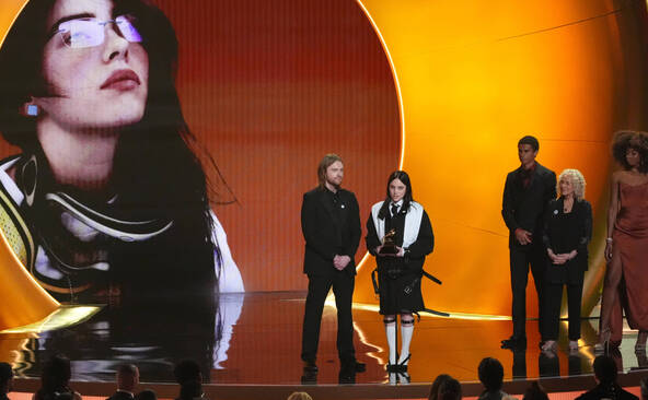 Grammy Awards:« WILDFLOWER » de Billie Eilish élue chanson de l'année